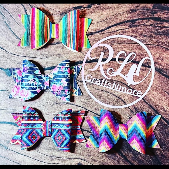 Bows - Picture 1 of 5